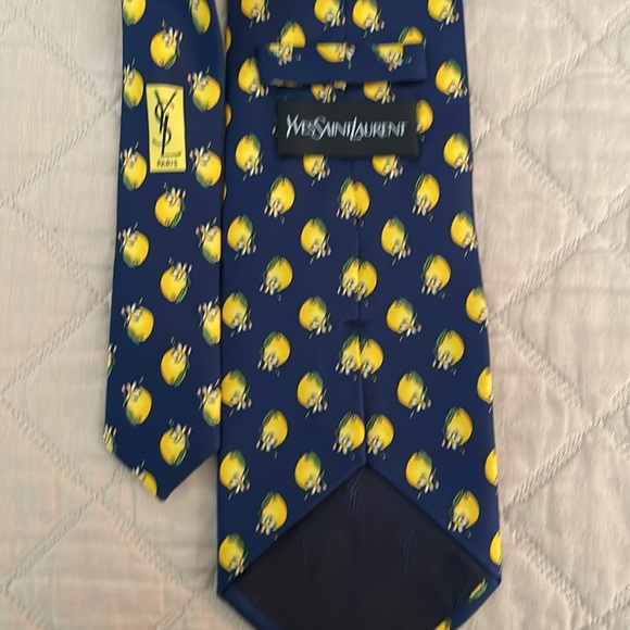 Perfect for Blazer - Picture 2 of 5